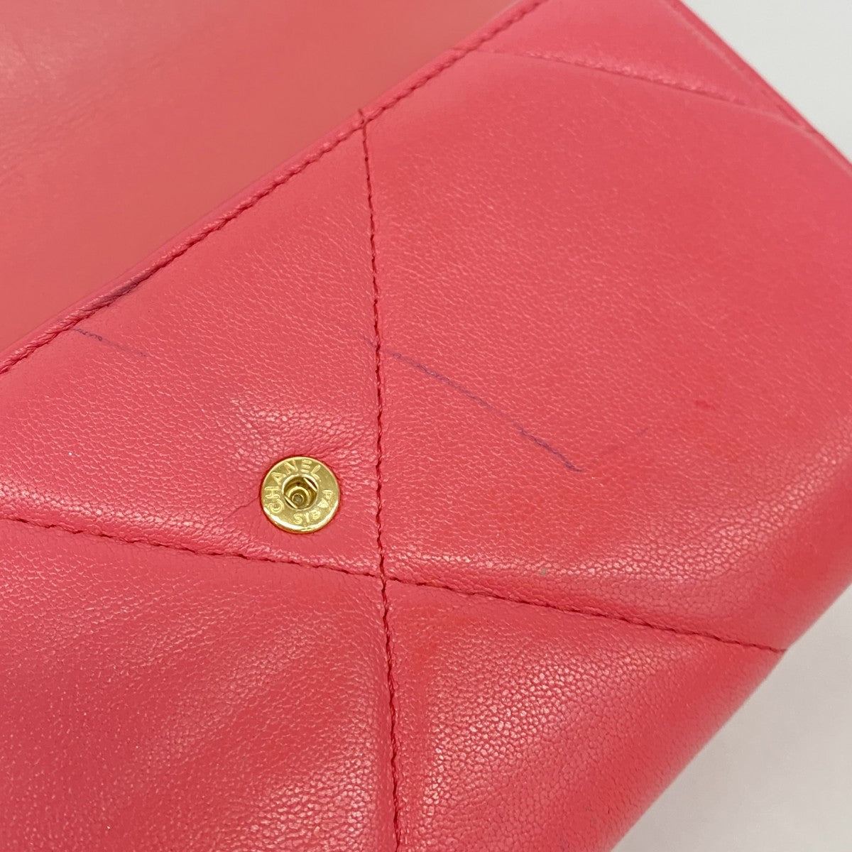 ★SALE【6ee6171-k】シャネル 長財布 シャネル19 ラムスキン ピンク ゴールド金具【中古】レディース
