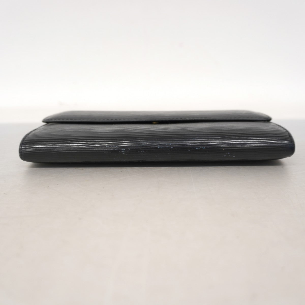 【6ee6192-k】ルイヴィトン 長財布 エピ ポシェットポルトモネクレディ M63592 ノワール【中古】レディース
