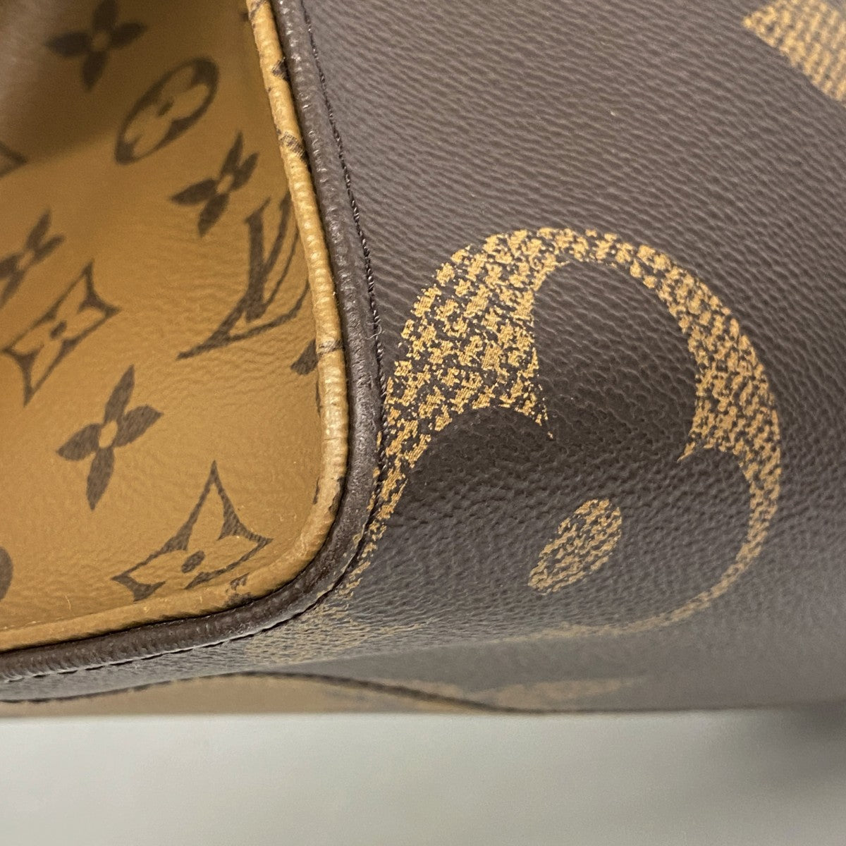 【6ee6226】ルイヴィトン トートバッグ モノグラム・ジャイアント リバース オンザゴーMM M45321 ブラウン 2wayバッグ【中古】レディース