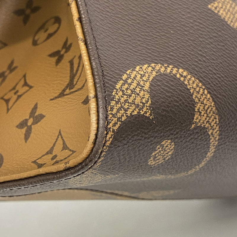 【6ee6226】ルイヴィトン トートバッグ モノグラム・ジャイアント リバース オンザゴーMM M45321 ブラウン 2wayバッグ【中古】レディース