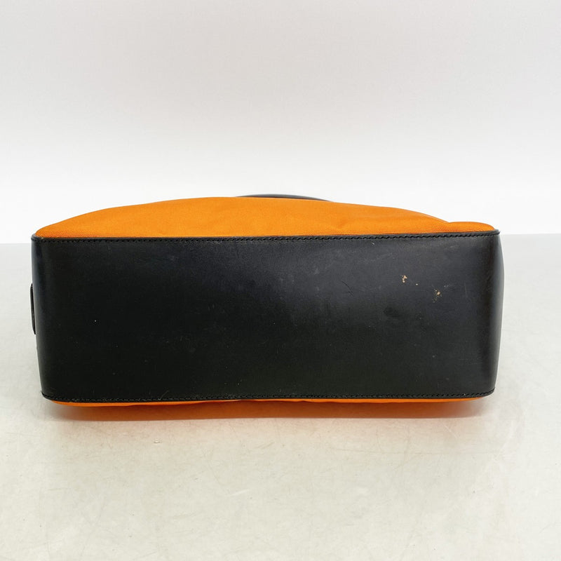 【6ee6286-k】グッチ ショルダーバッグ 001 3766 ナイロン オレンジ ブラック シルバー金具【中古】レディース