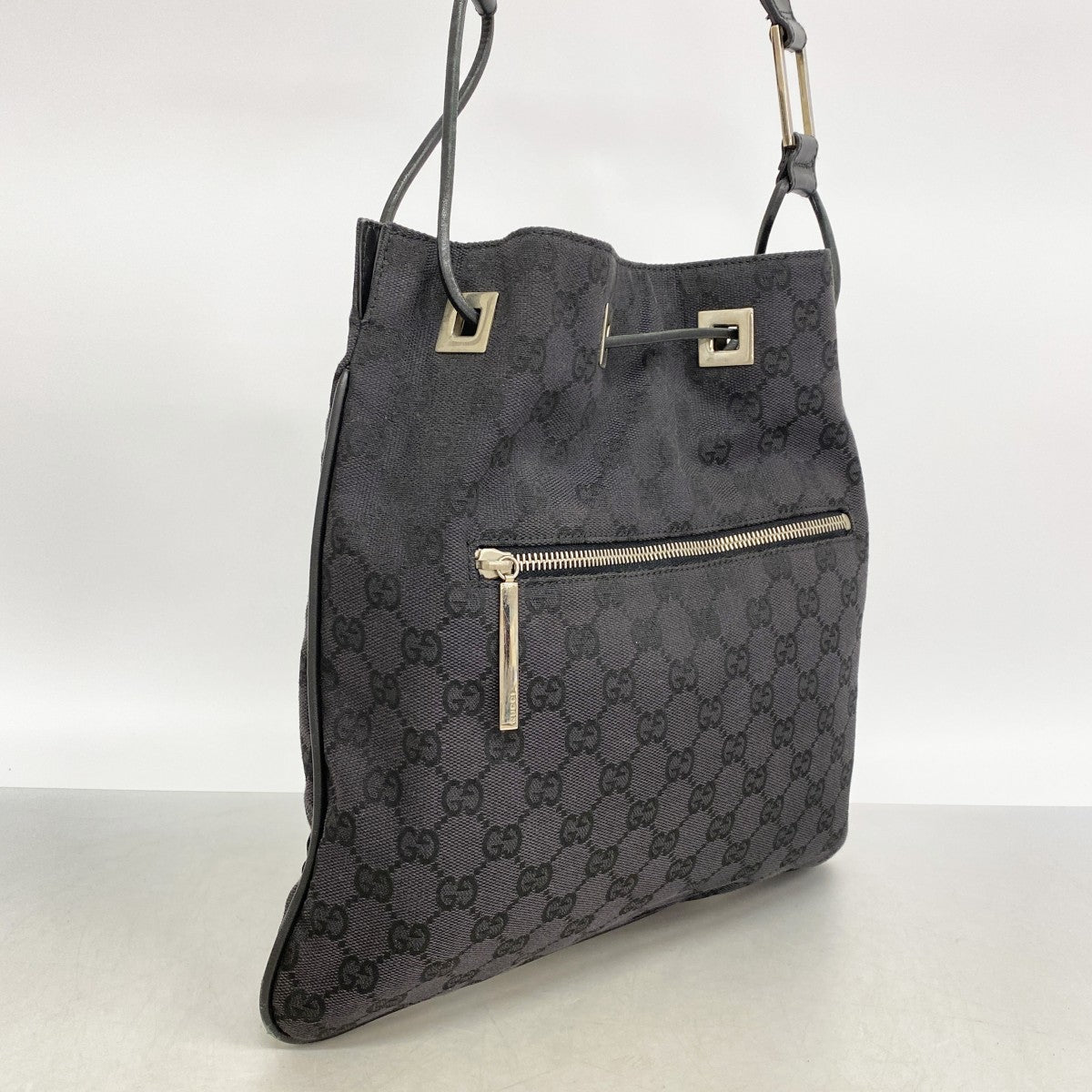 【6ee6287-k】グッチ ショルダーバッグ GGキャンバス 001 4021 キャンバス ブラック シルバー金具【中古】レディース
