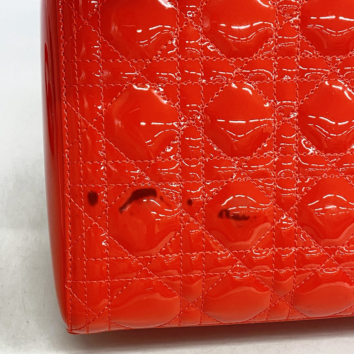 【6ee6320】クリスチャンディオール ハンドバッグ カナージュ レディディオール エナメル レッド シルバー金具 2wayバッグ【中古】レディース