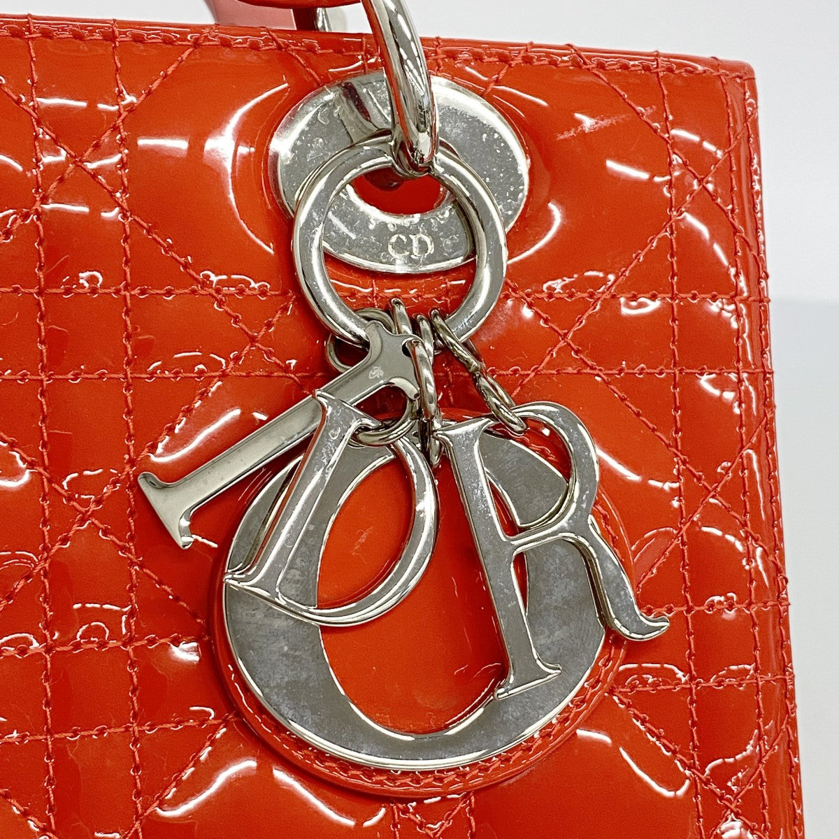 【6ee6320】クリスチャンディオール ハンドバッグ カナージュ レディディオール エナメル レッド シルバー金具 2wayバッグ【中古】レディース