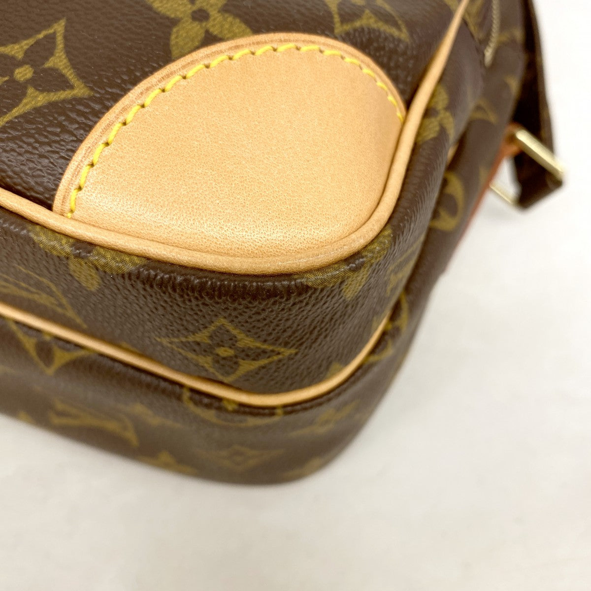 【6ee6462】ルイヴィトン ショルダーバッグ モノグラム ナイル M45244 ブラウン【中古】レディース