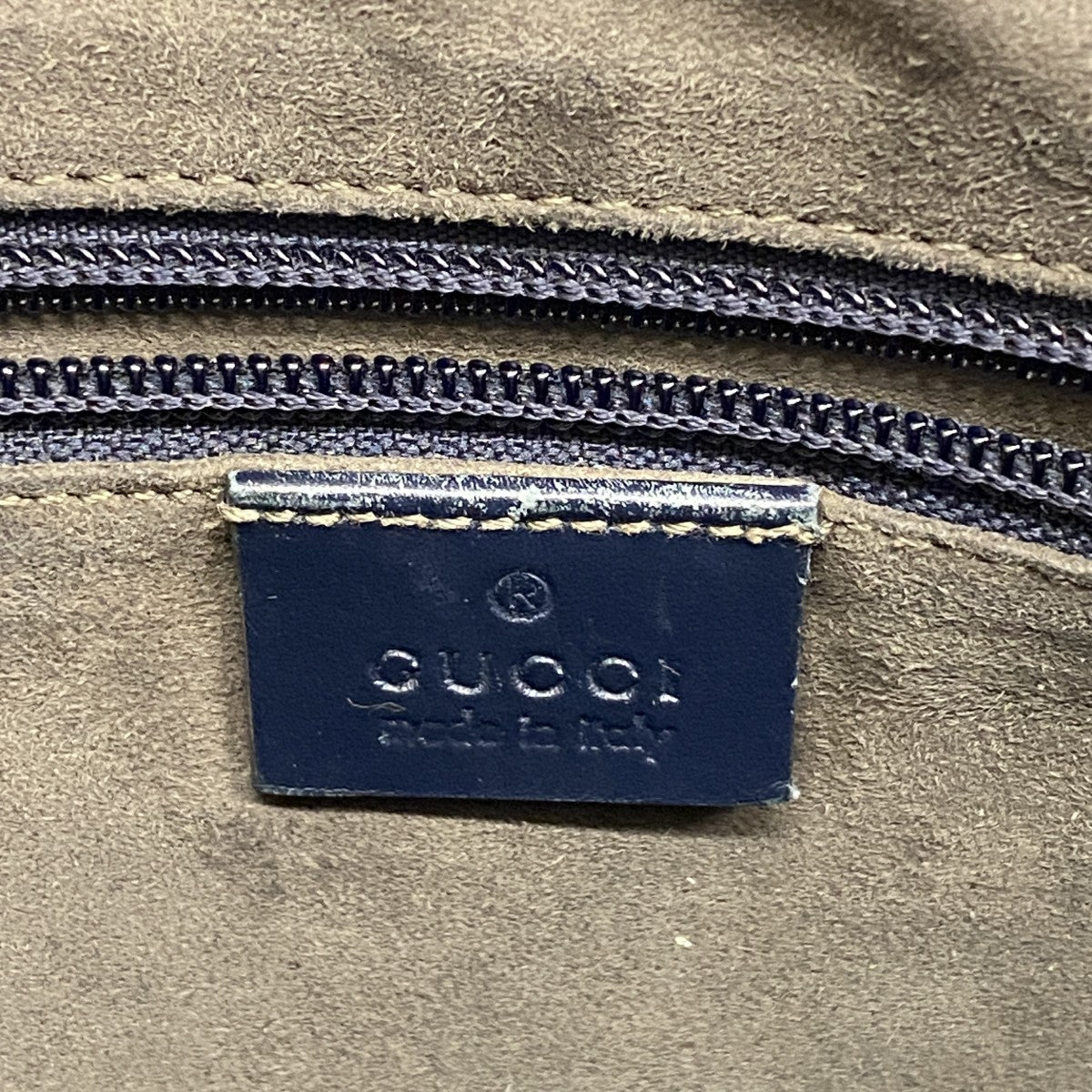 【6ee6469-k】グッチ ショルダーバッグ グッチシマ 406408 レザー ネイビー シルバー金具【中古】メンズ