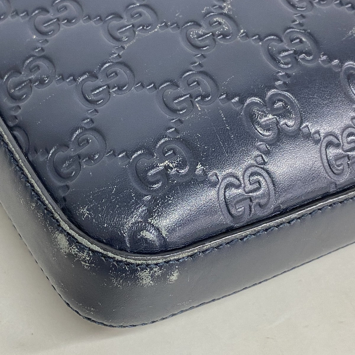 【6ee6469-k】グッチ ショルダーバッグ グッチシマ 406408 レザー ネイビー シルバー金具【中古】メンズ