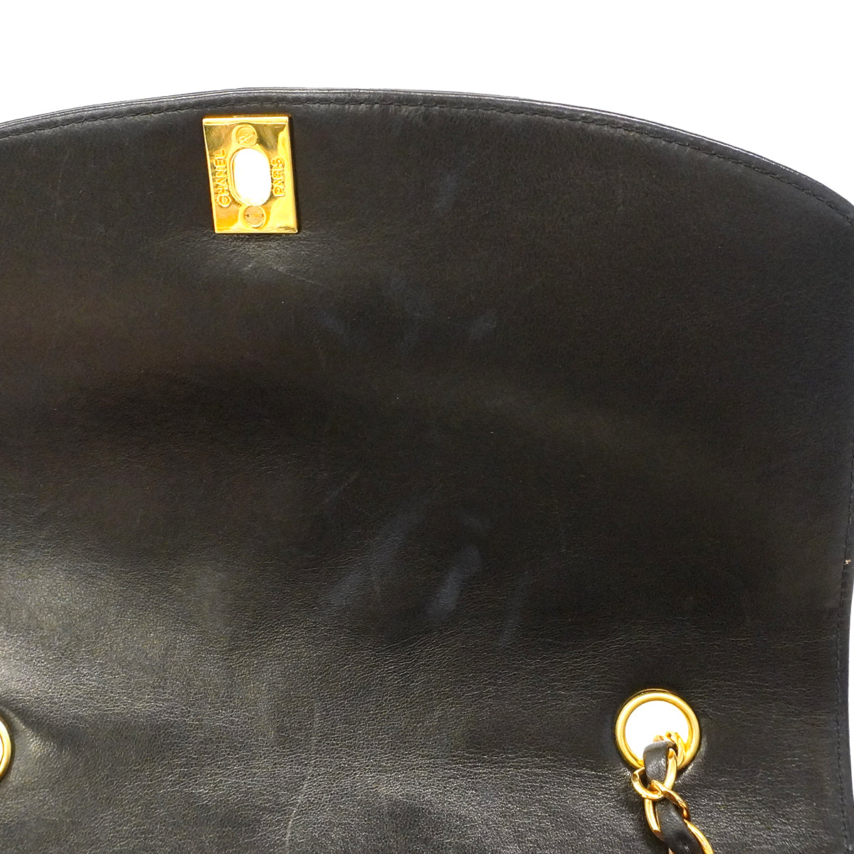 【6ee6506】シャネル ショルダーバッグ ダイアナ チェーンショルダー ラムスキン ブラック ゴールド金具【中古】レディース