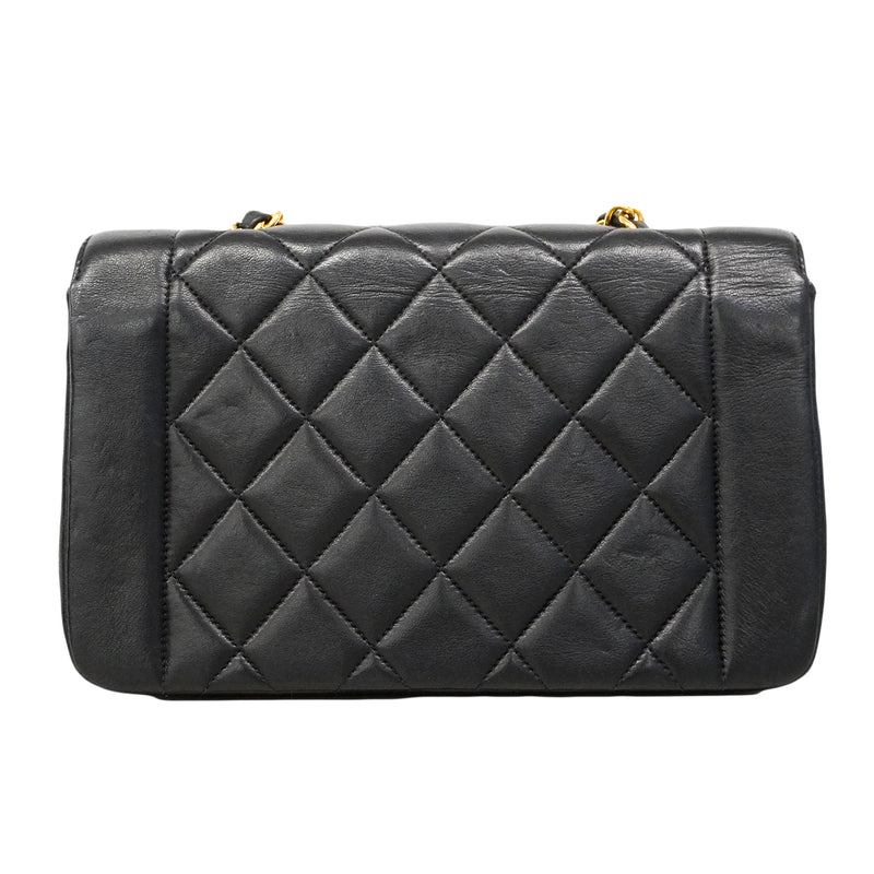 【6ee6507】シャネル ショルダーバッグ ダイアナ チェーンショルダー ラムスキン ブラック ゴールド金具【中古】レディース