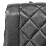 【6ee6507】シャネル ショルダーバッグ ダイアナ チェーンショルダー ラムスキン ブラック ゴールド金具【中古】レディース