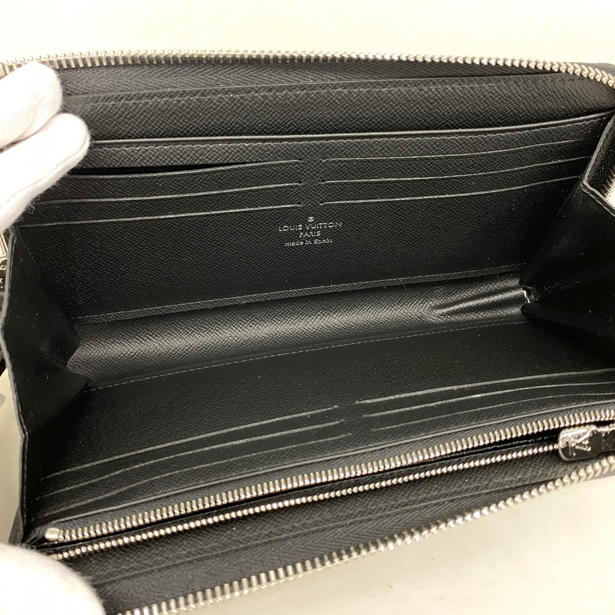 【6ee6547-k】ルイヴィトン 長財布 ダミエ・グラフィット ジッピードラゴンヌ N60379 ブラック グレー【中古】メンズ