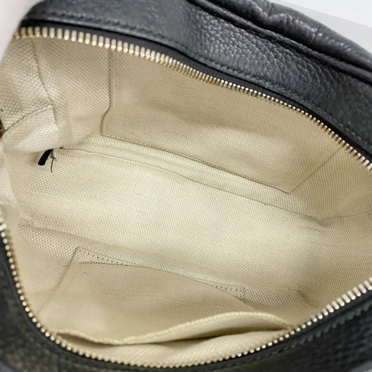 【6ef6572-k】グッチ ショルダーバッグ ソーホー 308364 レザー ブラック シャンパンゴールド金具【中古】レディース