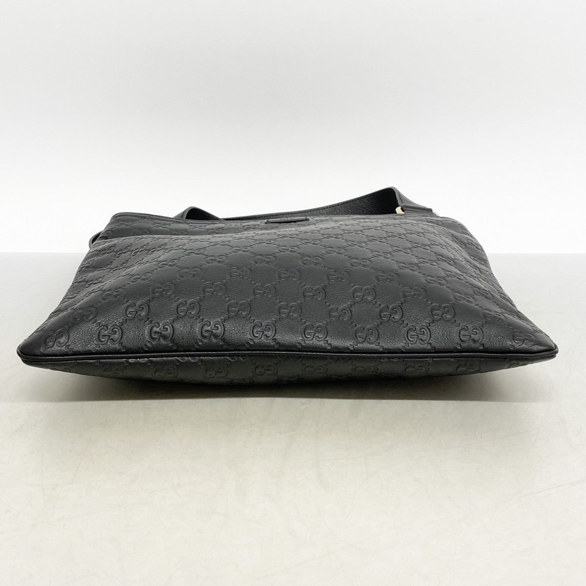 【6ef6573-k】グッチ ショルダーバッグ グッチシマ 201446 レザー ブラック シャンパンゴールド金具【中古】メンズ