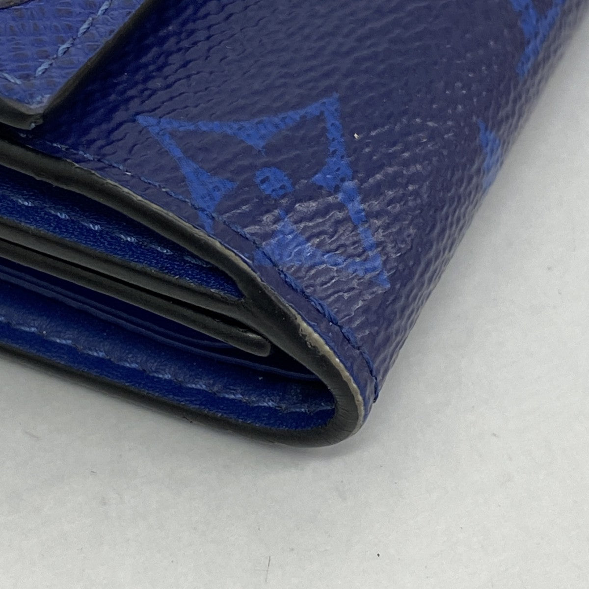 【6ef6620】ルイヴィトン 三つ折り長財布 タイガラマ ディスカバリーコンパクト M67620 ブルー【中古】メンズ