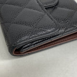 【6ef6622】シャネル 三つ折り財布 マトラッセ キャビアスキン ブラック ゴールド金具【中古】レディース