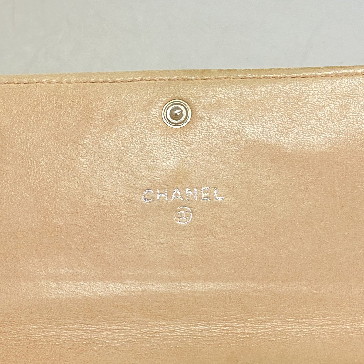 【6ef6648】シャネル 財布 カメリア ラムスキン ベージュ シルバー金具【中古】レディース