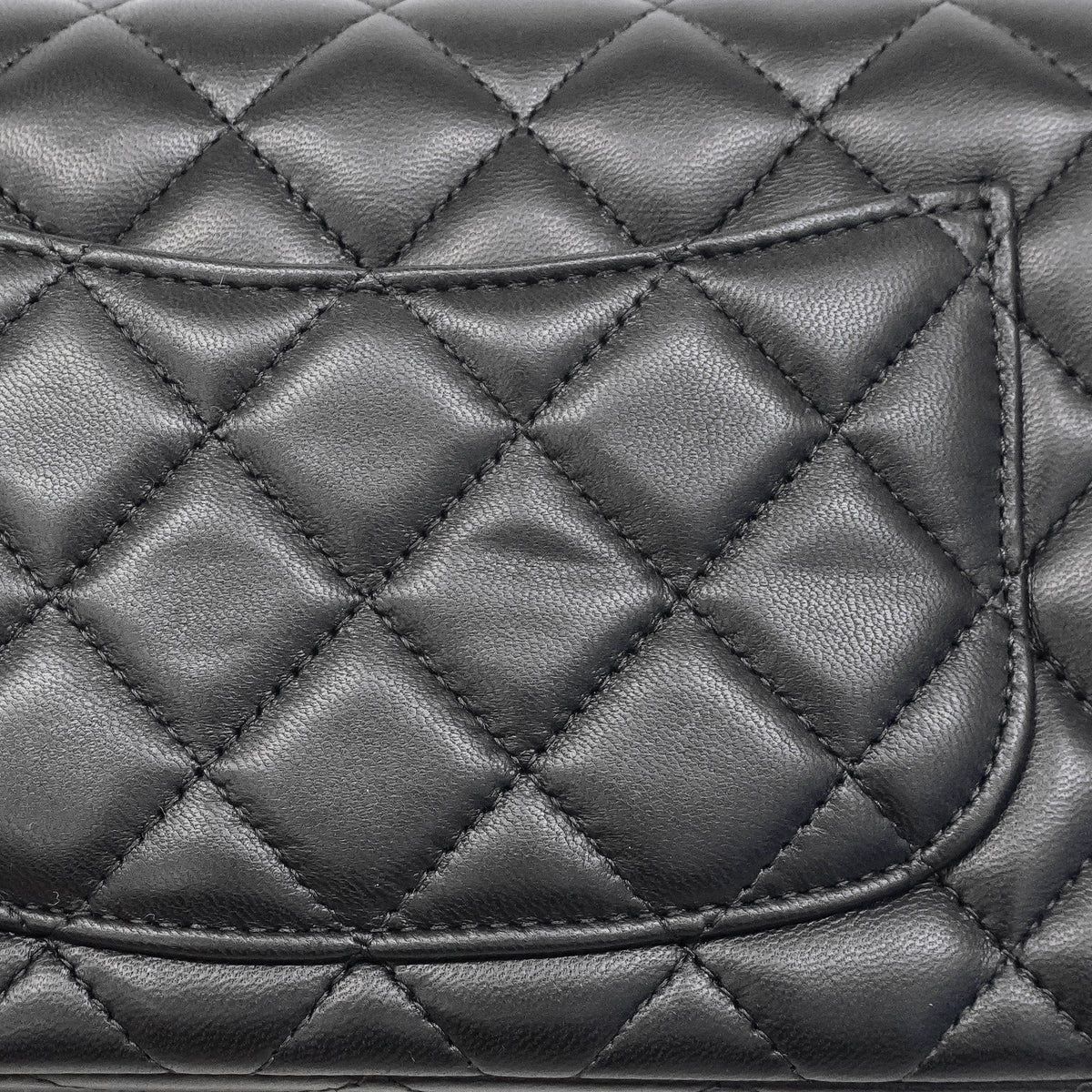 【6fa0031】シャネル ショルダーバッグ ミニマトラッセ チェーンショルダー ラムスキン ブラック シャンパンゴールド金具【中古】レディース