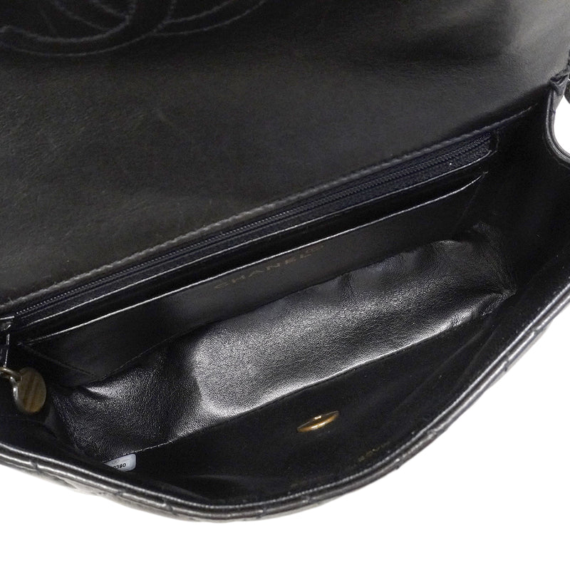 【6fa0033-h】シャネル ショルダーバッグ マトラッセ チェーンショルダー ラムスキン ブラック ゴールド金具【中古】レディース