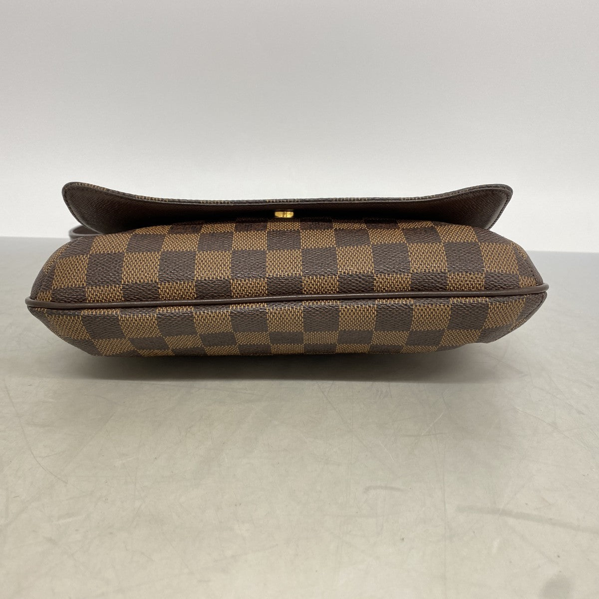 【6fa0055-k】ルイヴィトン ショルダーバッグ ダミエ ミュゼットタンゴロングストラップ N51301 エベヌ【中古】レディース