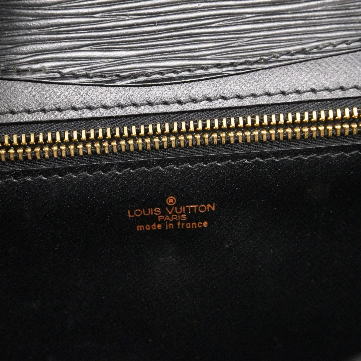 【6fa0104】ルイヴィトン クラッチバッグ エピ モンテーニュ27 M52652 ノワール【中古】レディース