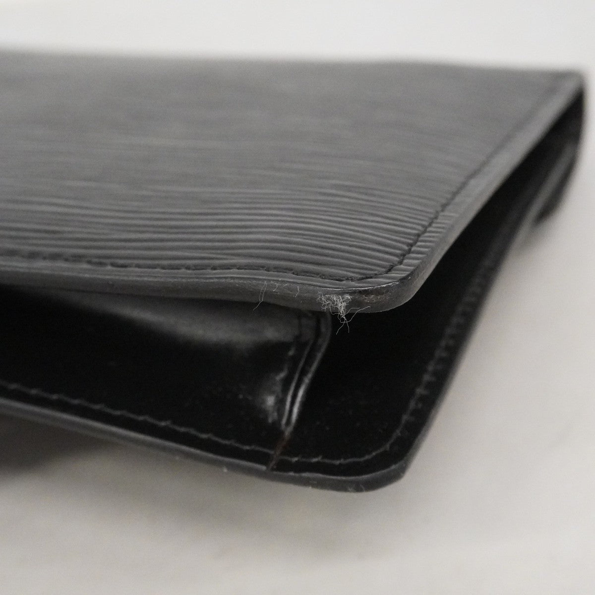 【6fa0104】ルイヴィトン クラッチバッグ エピ モンテーニュ27 M52652 ノワール【中古】レディース