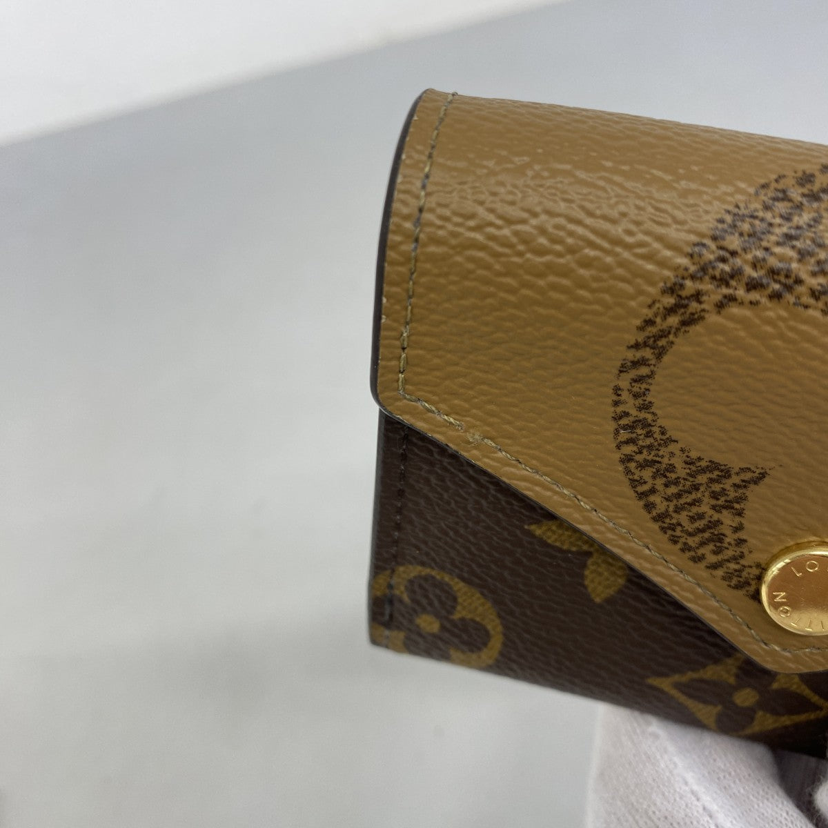【6fa0181-k】ルイヴィトン 三つ折り財布 モノグラム・リバース ポルトフォイユゾエ M80725 ブラウン【中古】レディース