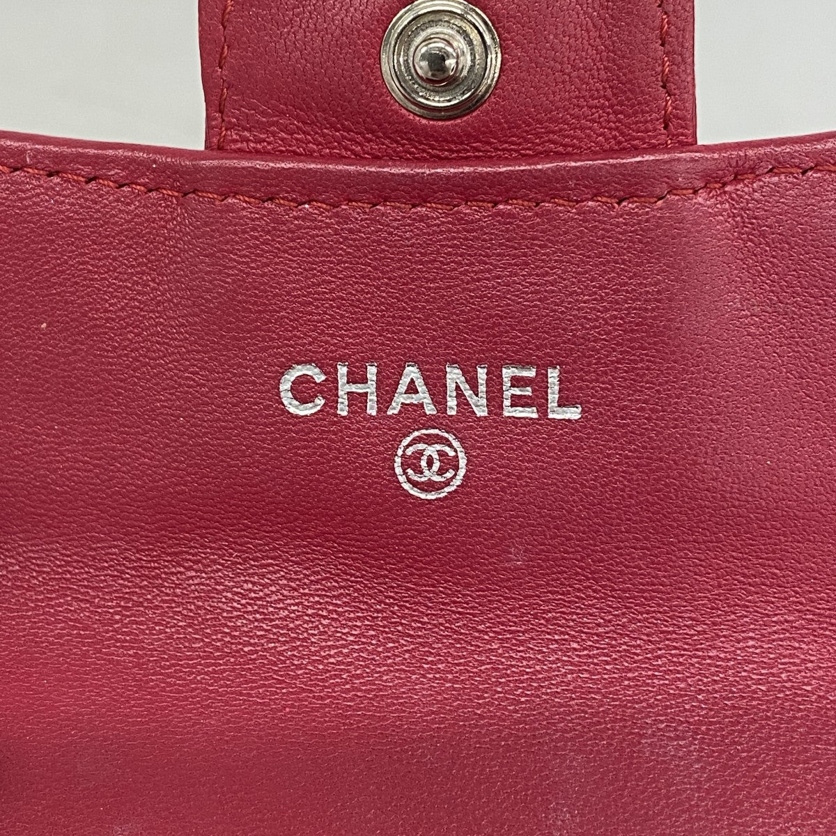 【6fa0217-k】シャネル カードケース マトラッセ ラムスキン レッド シルバー金具【中古】レディース