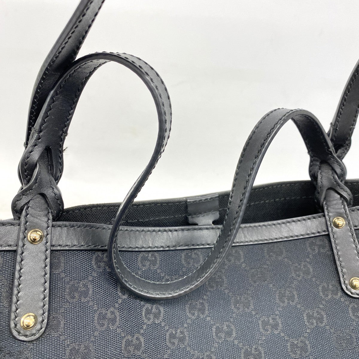 【6fa0230-k】グッチ トートバッグ GGキャンバス 247209 キャンバス ブラック ゴールド金具【中古】レディース