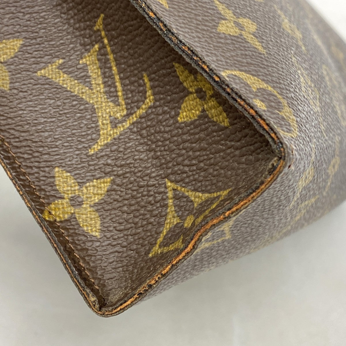 【6fa0233-k】ルイヴィトン ポーチ モノグラム ポシェット トワレット26 M47542 ブラウン【中古】レディース