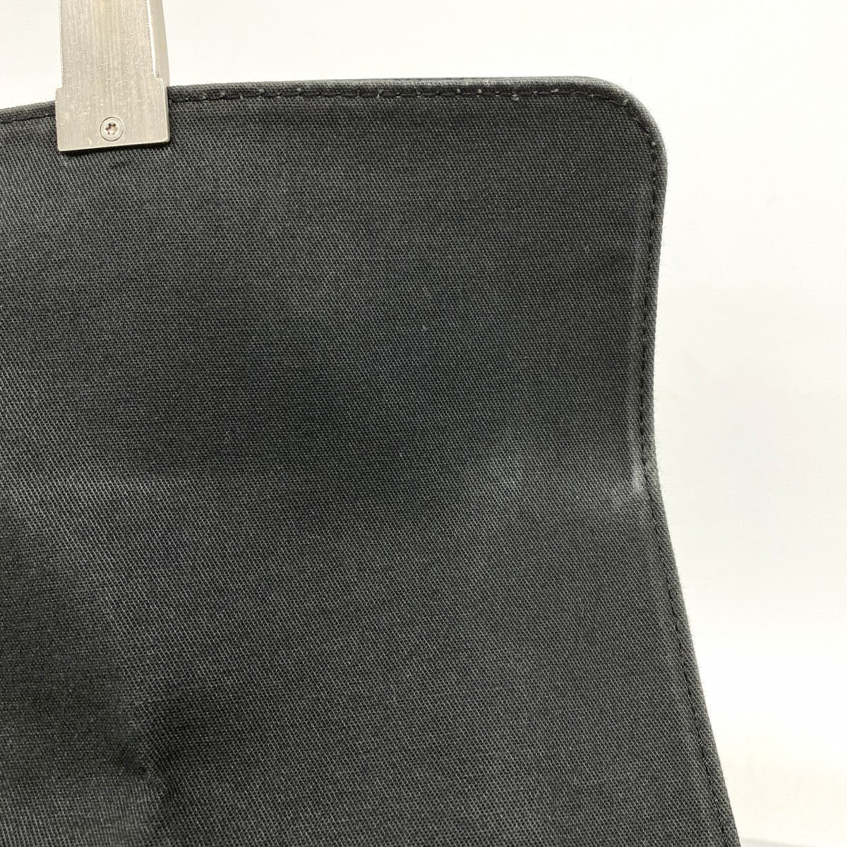 【6fa0265-k】ルイヴィトン ショルダーバッグ タイガ ヤランガ M30822 アルドワーズ【中古】メンズ