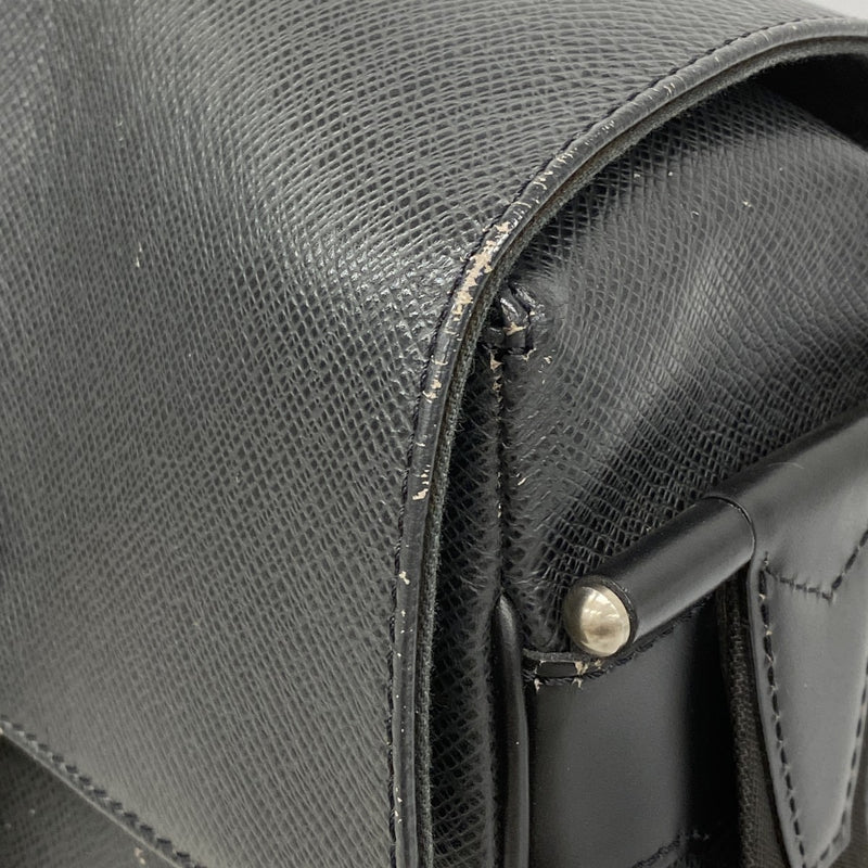 【6fa0265-k】ルイヴィトン ショルダーバッグ タイガ ヤランガ M30822 アルドワーズ【中古】メンズ