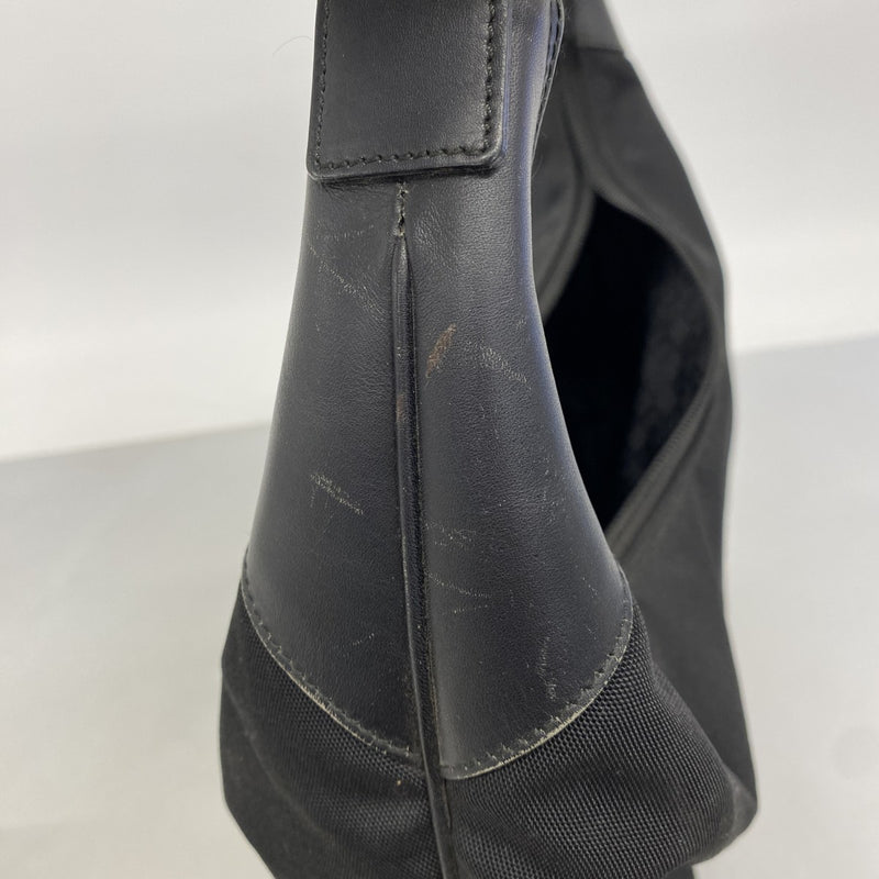 【6fa0283-k】グッチ ショルダーバッグ 001 4157 ナイロンキャンバス ブラック ゴールド金具【中古】レディース