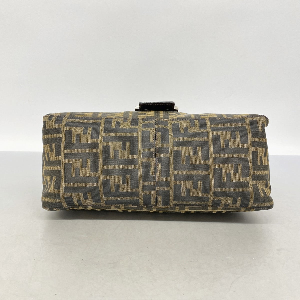 【6fa0300】フェンディ ハンドバッグ ズッカ マンマバケット ナイロンキャンバス ブラウン シルバー金具【中古】レディース