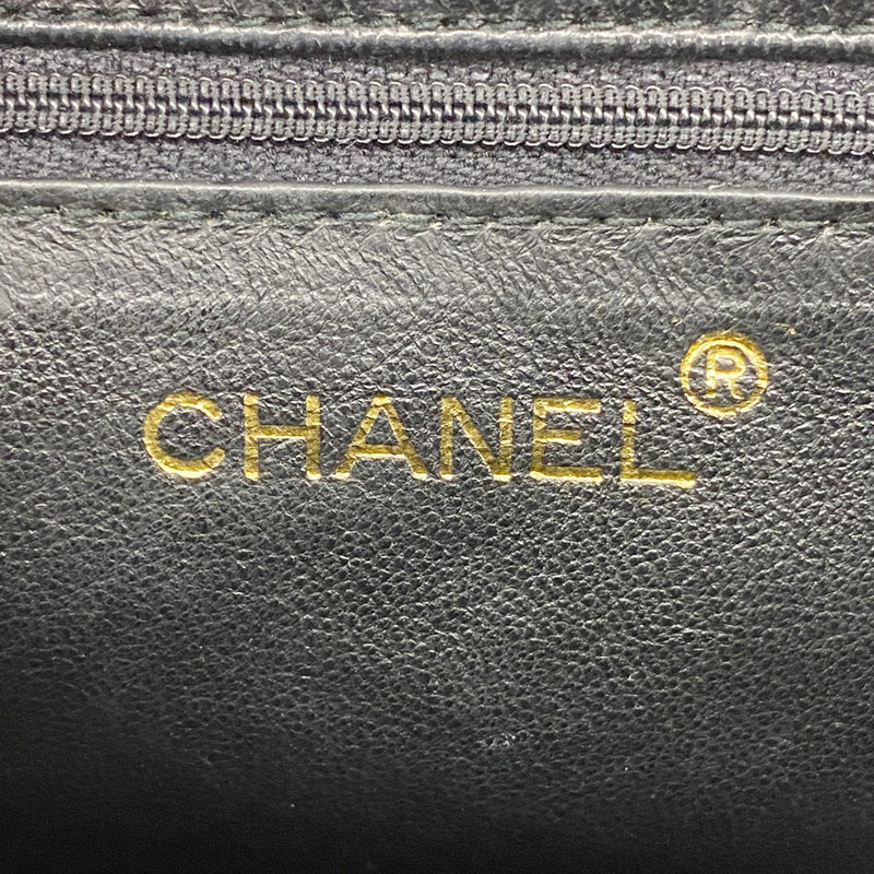 【6fa0304-k】シャネル ショルダーバッグ マトラッセ チェーンショルダー ラムスキン ブラック ゴールド金具【中古】レディース