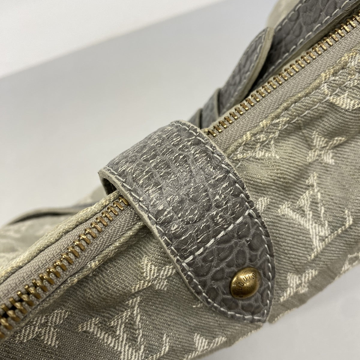 【6fa0316-k】ルイヴィトン ショルダーバッグ モノグラム・デニム スライトリー M95834 グリ【中古】レディース