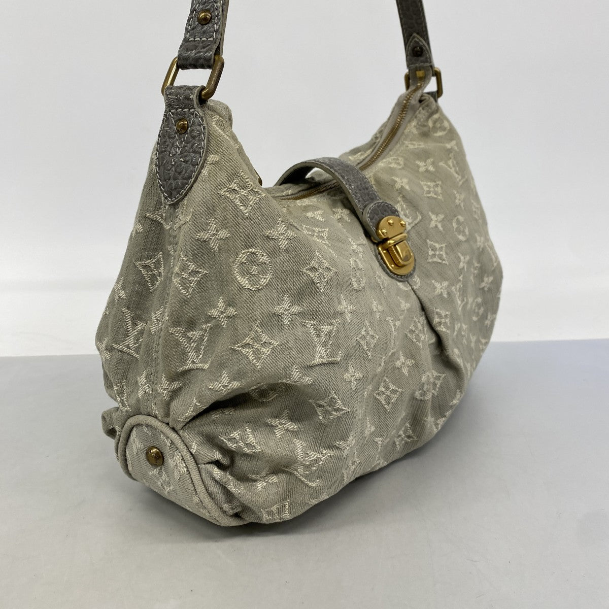 【6fa0316-k】ルイヴィトン ショルダーバッグ モノグラム・デニム スライトリー M95834 グリ【中古】レディース