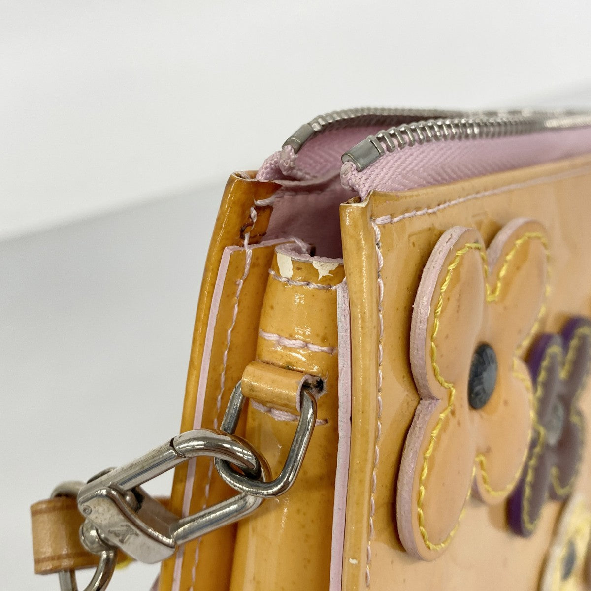 【6fa0317-k】ルイヴィトン ポーチ ヴェルニ フラワーレキシントン M92248 ピンク【中古】レディース