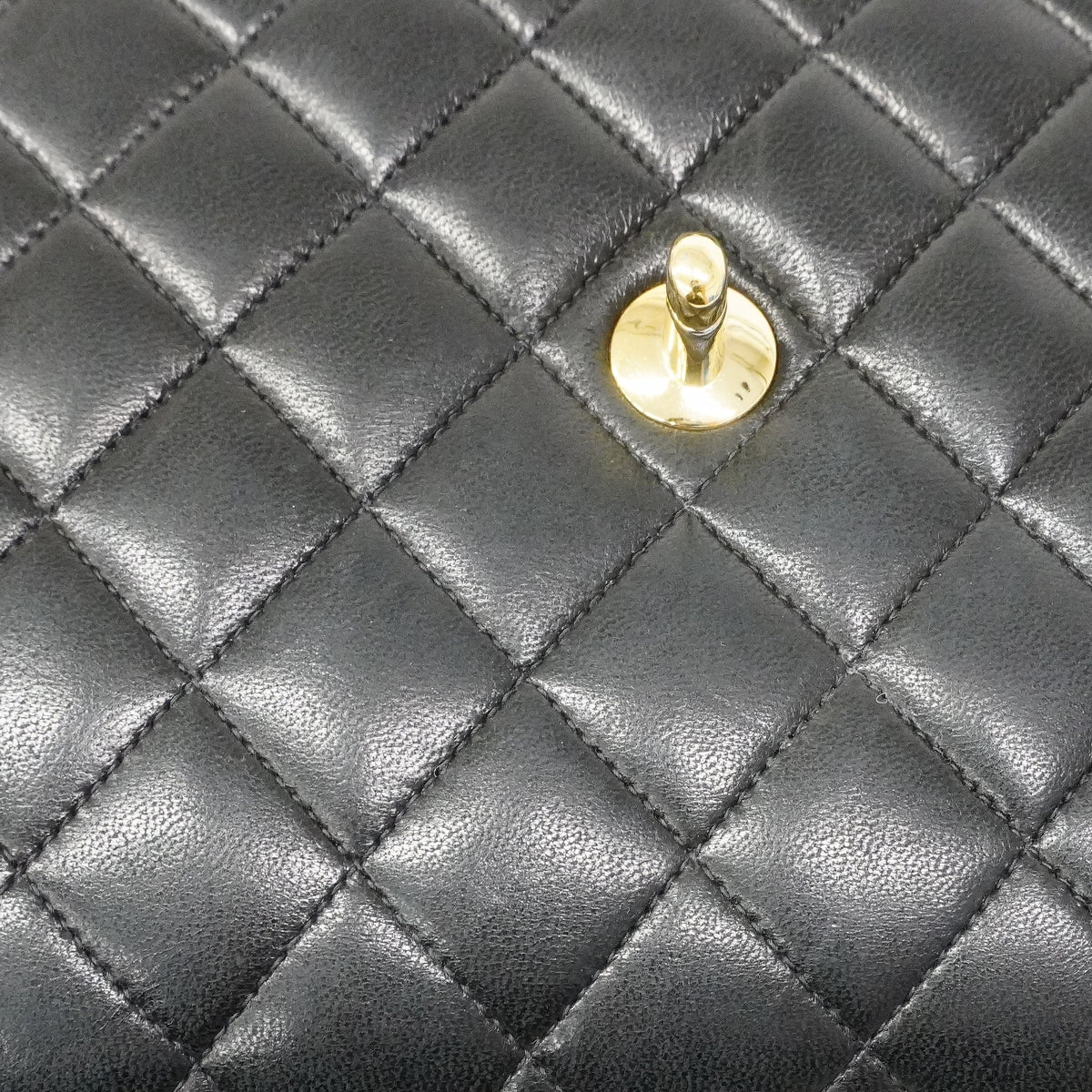 【6fa0331-k】シャネル ハンドバッグ マトラッセ ブリリアント ラムスキン ブラック ゴールド金具【中古】レディース
