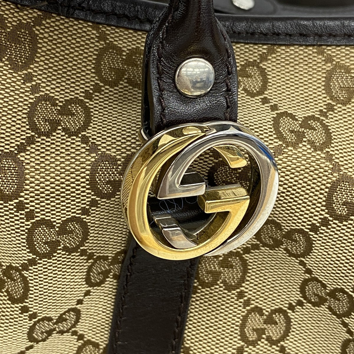 【6fa0383-k】グッチ トートバッグ GGキャンバス インターロッキングG 232956 キャンバス ベージュ ゴールド/シルバー金具【中古】レディース