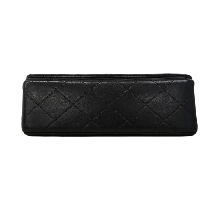 【6fa0399-k】シャネル ショルダーバッグ マトラッセ チェーンショルダー ラムスキン ブラック ゴールド金具【中古】レディース