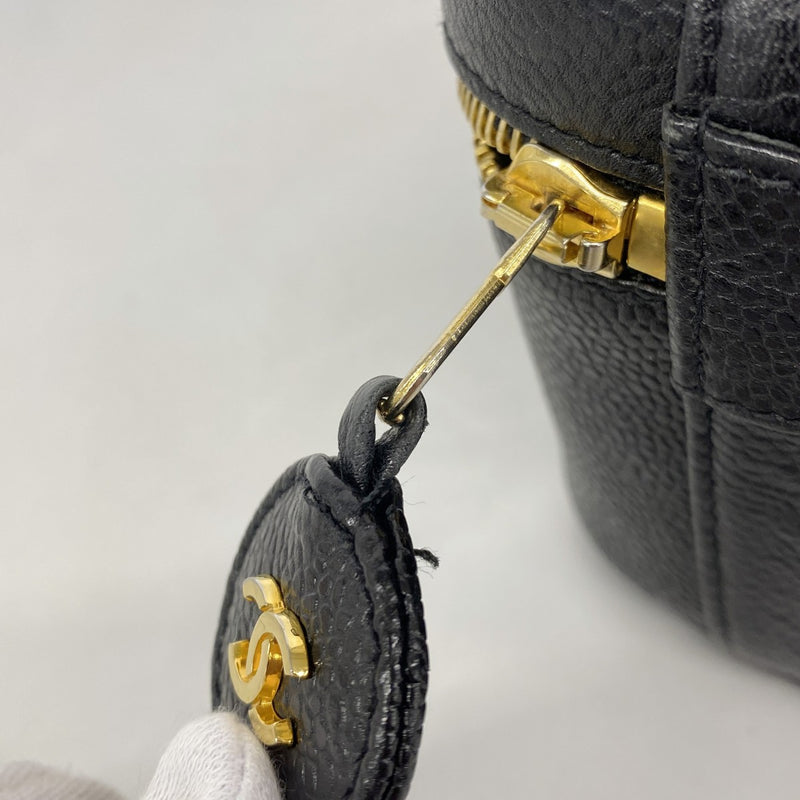 【6fa0452-k】シャネル バニティバッグ キャビアスキン ブラック ゴールド金具【中古】レディース