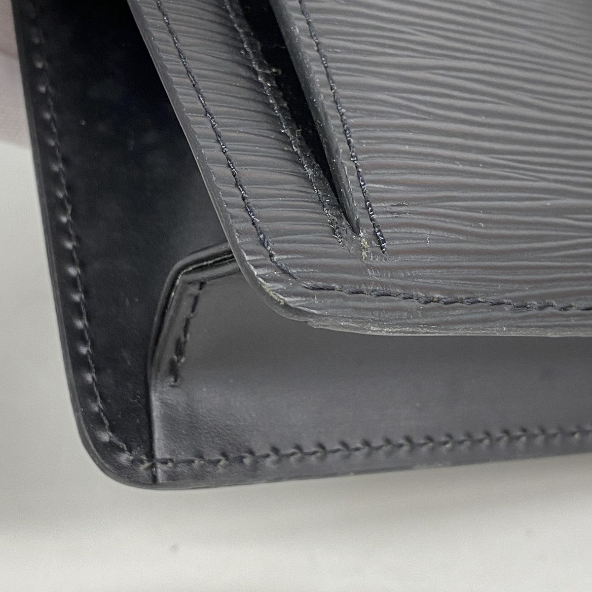 【6fa0544】ルイヴィトン クラッチバッグ エピ ポシェットセリエドラゴンヌ M52612 ノワール【中古】メンズ