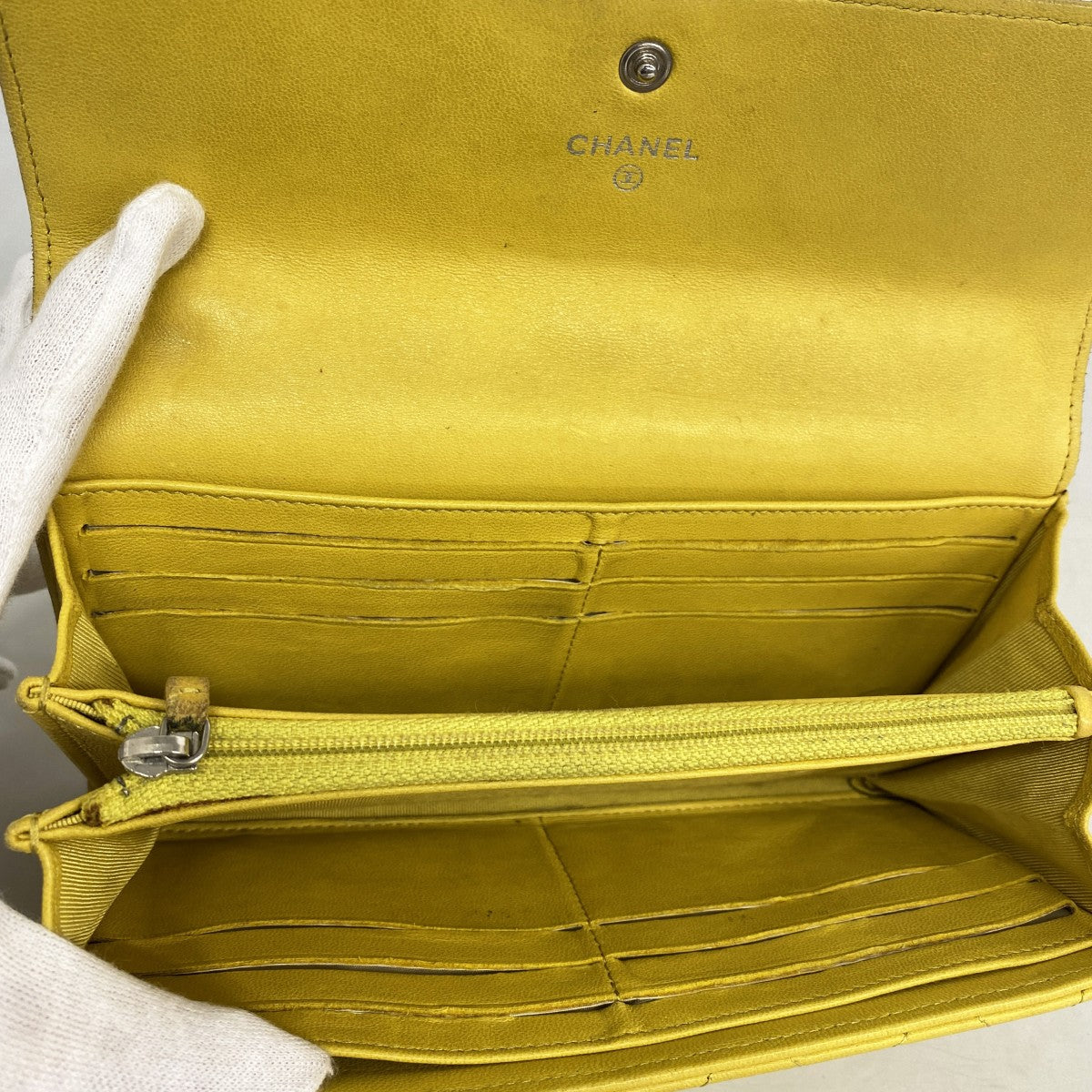 【6fa0578】シャネル 長財布 マトラッセ ラムスキン イエロー シルバー金具【中古】レディース
