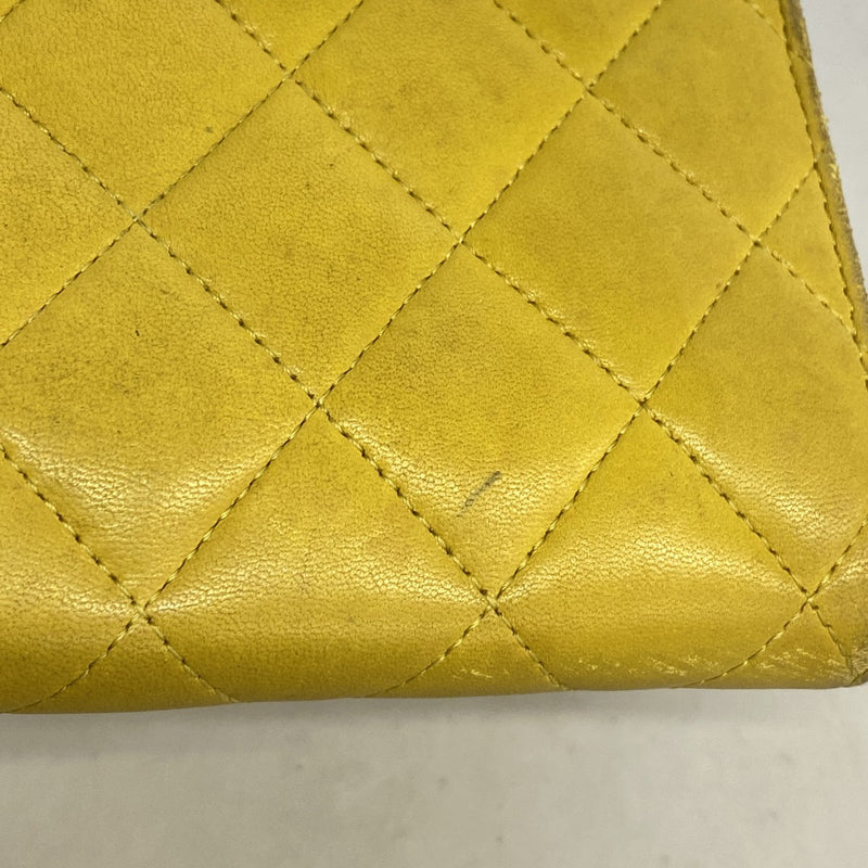 【6fa0578】シャネル 長財布 マトラッセ ラムスキン イエロー シルバー金具【中古】レディース