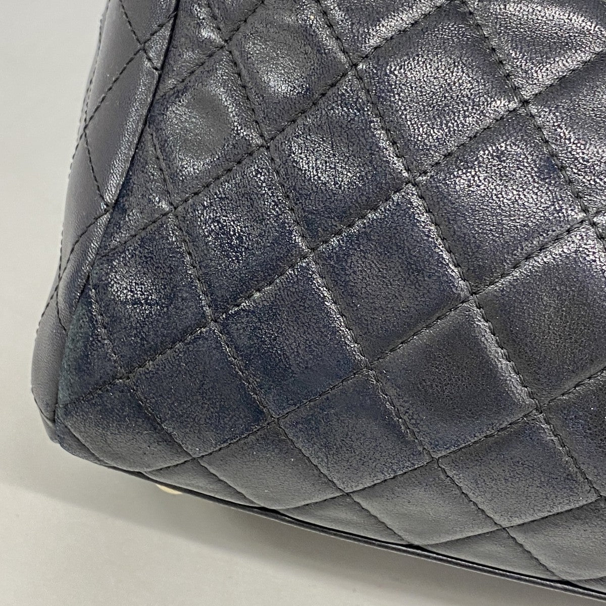 【6fa0579-k】シャネル ショルダーバッグ マトラッセ チェーンショルダー ラムスキン ブラック ゴールド金具【中古】レディース