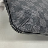 【6fa0582-k】ルイヴィトン ショルダーバッグ ダミエ・グラフィット トマス N58028 ブラック【中古】メンズ