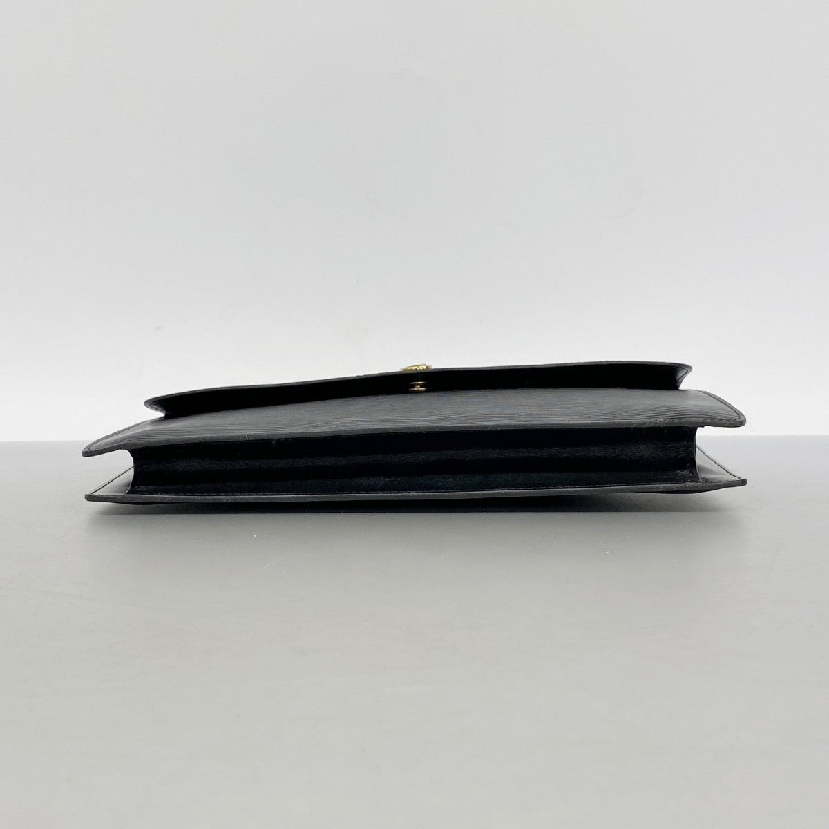 【6fa0583-k】ルイヴィトン クラッチバッグ エピ モンテーニュ27 M52652 ノワール【中古】メンズ レディース ユニセックス