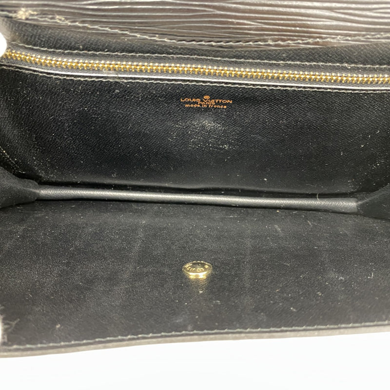 【6fa0583-k】ルイヴィトン クラッチバッグ エピ モンテーニュ27 M52652 ノワール【中古】メンズ レディース ユニセックス