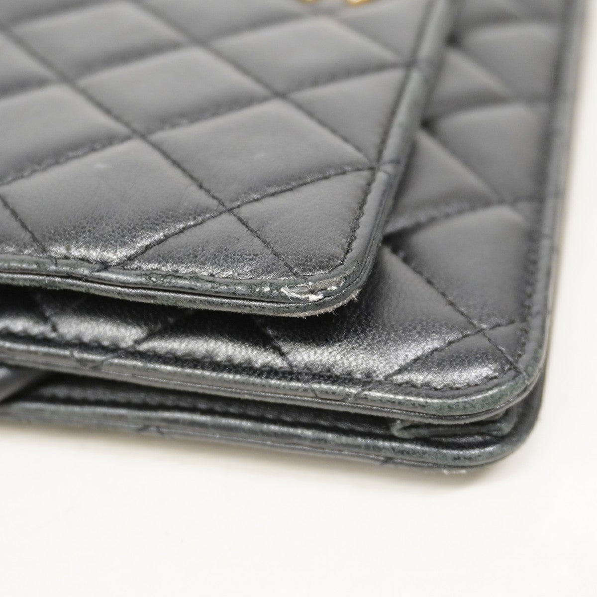 【6fa0621-k】シャネル ショルダーウォレット マトラッセ チェーンショルダー ラムスキン ブラック ゴールド金具【中古】レディース