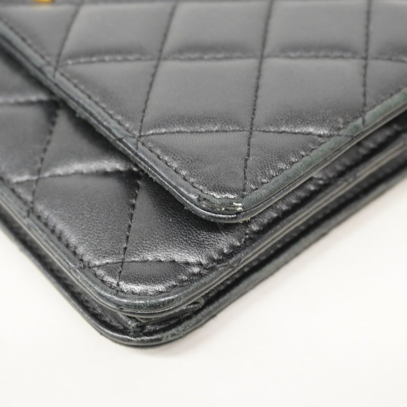 【6fa0621-k】シャネル ショルダーウォレット マトラッセ チェーンショルダー ラムスキン ブラック ゴールド金具【中古】レディース